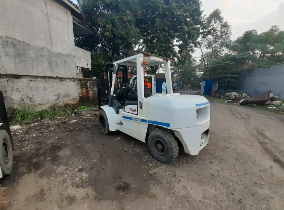 Rental Forklift Purwakarta
